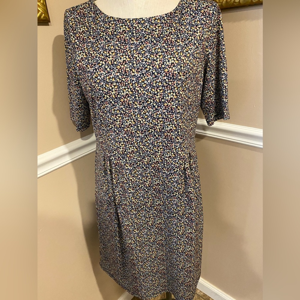 C&B Dress round neck and short sleeve M